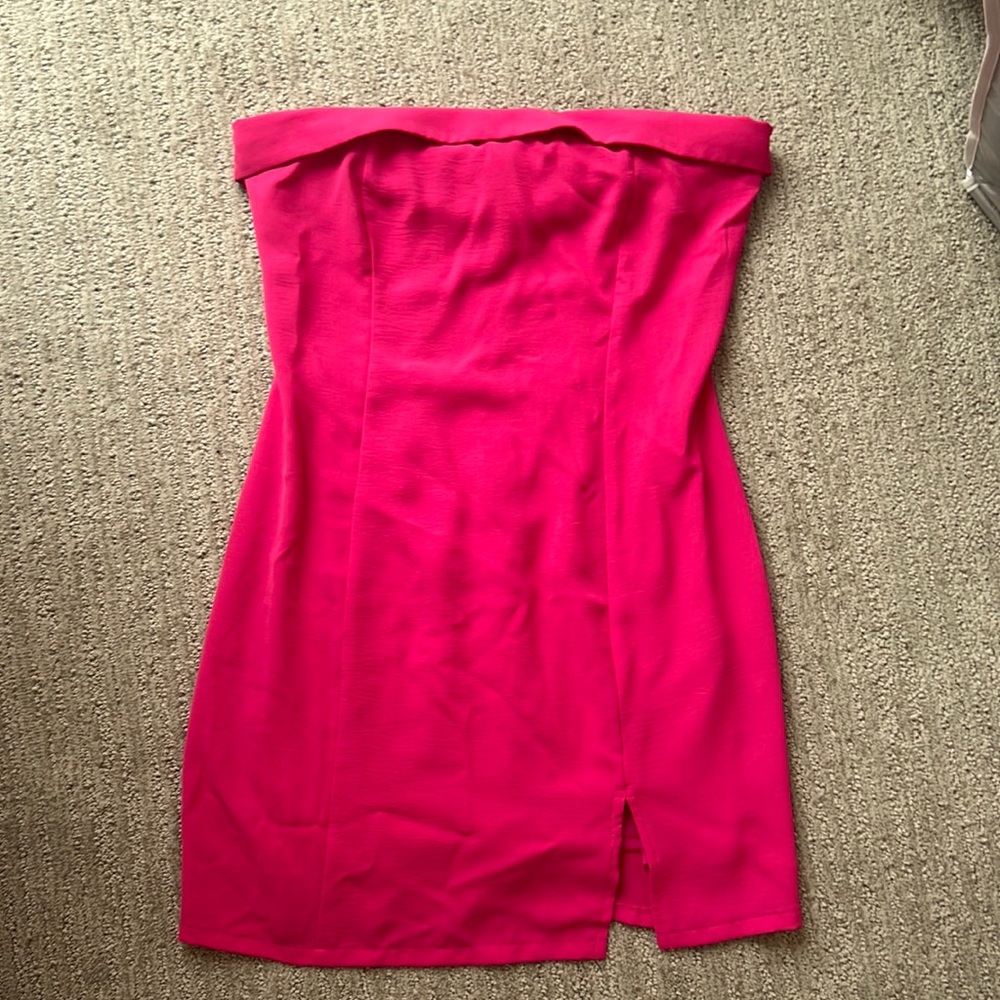 pink strapless dress